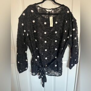 Agnes Orinda Sheer long Sleeved Top.  Size 4x.  New with Tag